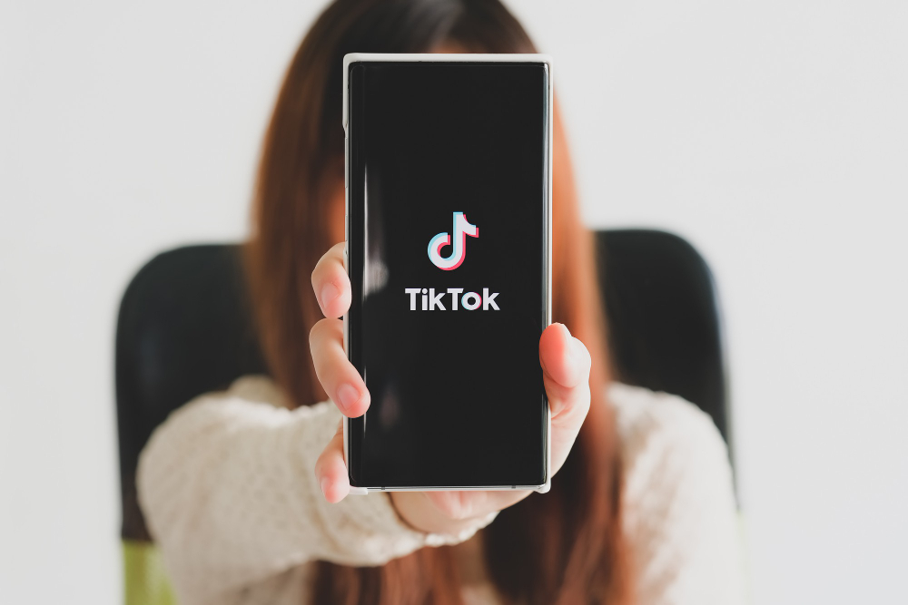 Tik tok